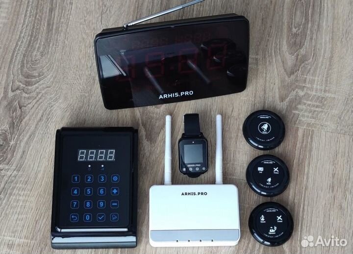 Кнопка вызова официанта, кальянщика, персонала