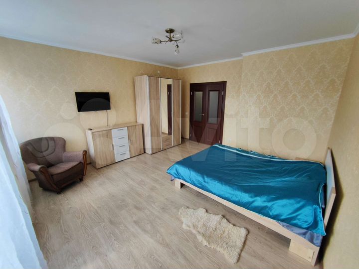 1-к. квартира, 43 м², 2/9 эт.