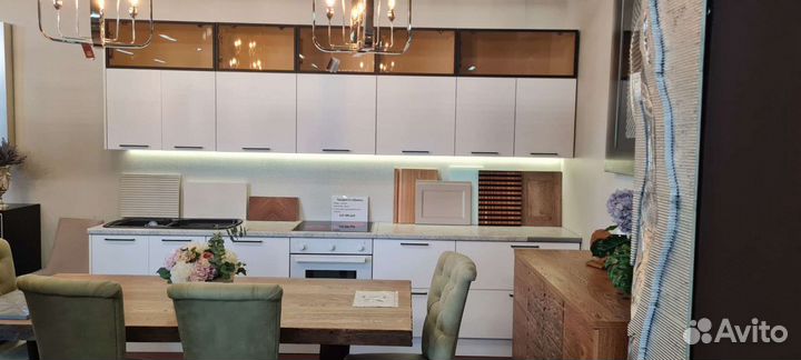 Кухонный гарнитур новый