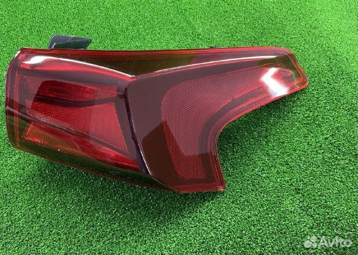 Фонарь правый santa FE 4 (18-21)