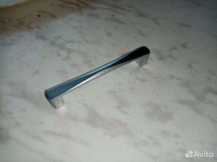 Мебельные ручки