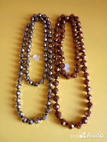 Бусы из горного хрусталя с напылением. Деловой сти