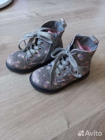 Ботинки демисезонные для девочки 25 размер