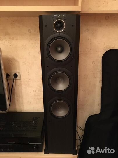 Акустические колонки Wharfedale Vardus 400