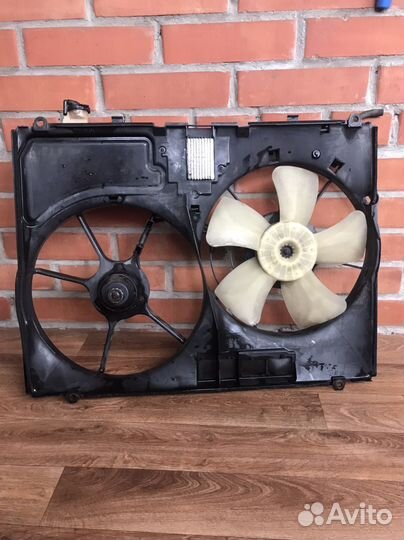Дефузор радиатора.вентилятор лексус рх-300