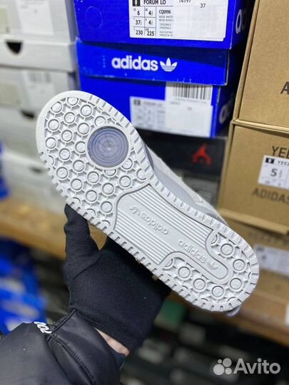 Кроссовки Adidas Forum Low x Bad Bunny