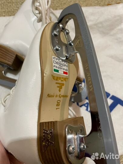 Продаю фигурные коньки risport 180 размер