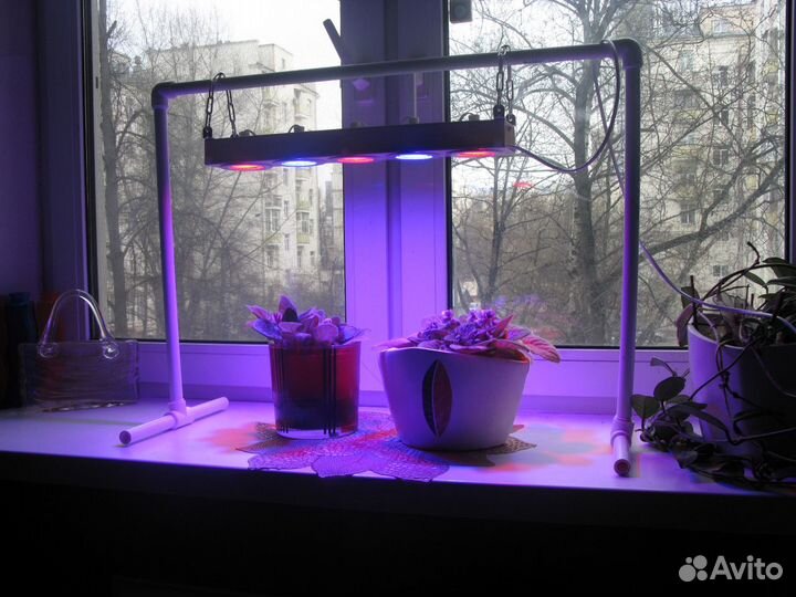 Держатель - стойка для фитосветидьников № 1