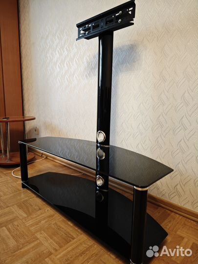 Тумба стеклянная для тв