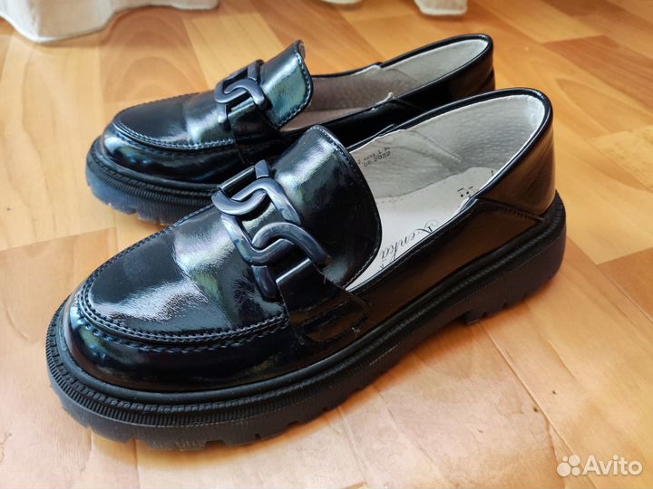 Лоферы для девочки 34 размер