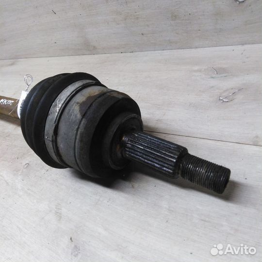 Полуось левая привод Renault Fluence I рестайлинг