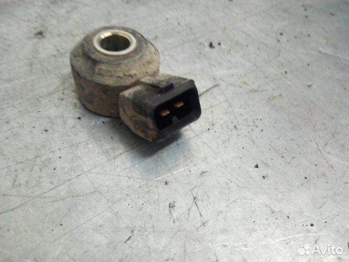 Датчик детонации Opel Astra H хэтчбек Z16XER