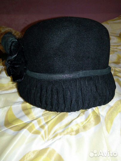 Шляпа весенняя. Очень красивая