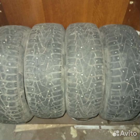 Pirelli Carrier 185/60 R15