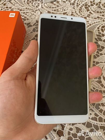 Xiaomi Redmi 5 Plus, 3/32 ГБ