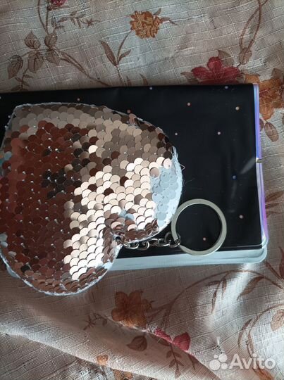 Обложка на паспорт и брелок