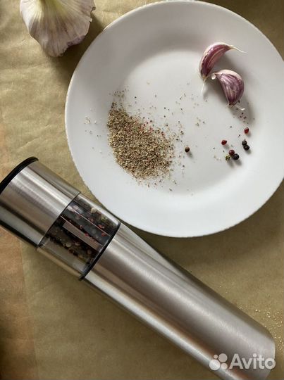 Солонка и перечница