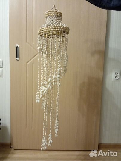 Люстра из ракушек. Ручная работа