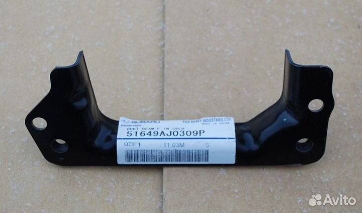 Кронштейн радиатора Subaru Legacy Outback B14