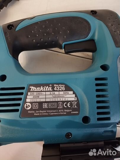 Makita 4326