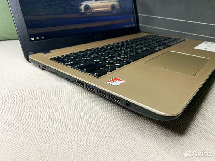 Ноутбук Asus F540BA 2020 года + Новая сумка