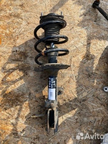 Стойка в сборе Mitsubishi Outlander 3