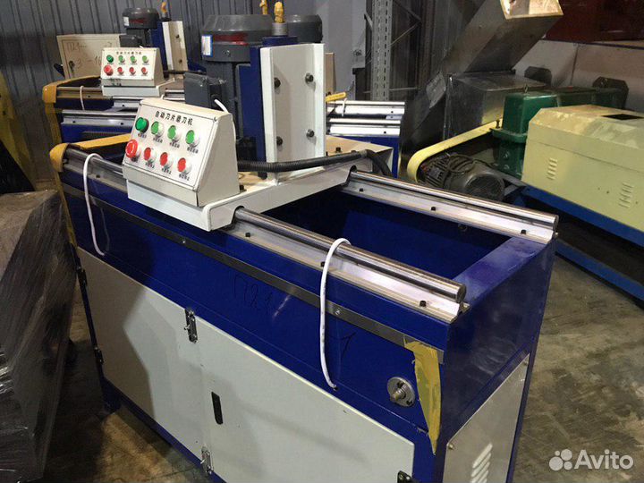 Автоматический заточной станок MF2070