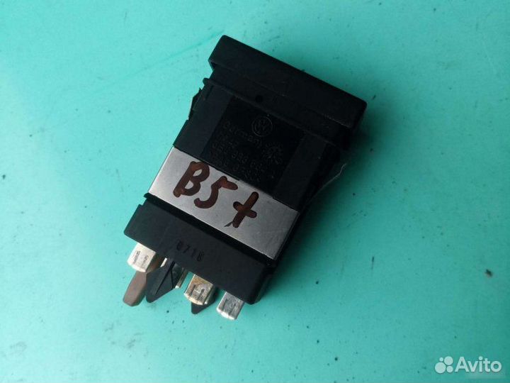 Кнопка подогрева сидений Volkswagen Passat B5+