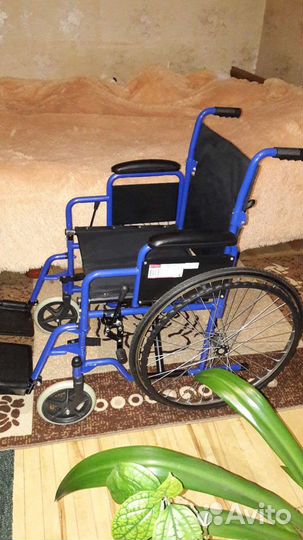 Кресло-коляска инвалидна