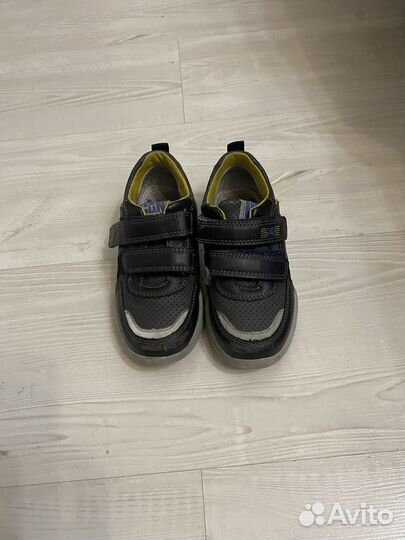 Кроссовки для мальчика 28 размер