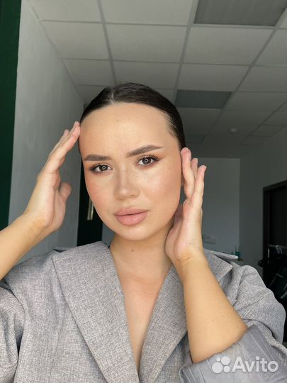 Макияж и прическа, укладка