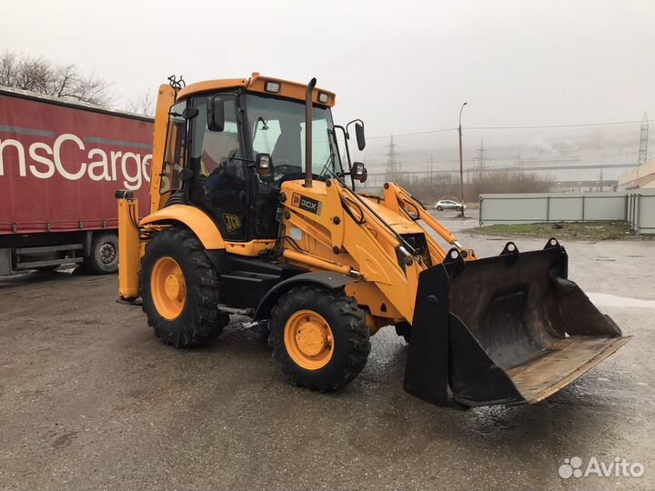 Машинист - тракторист экскаватора-погрузчика JCB