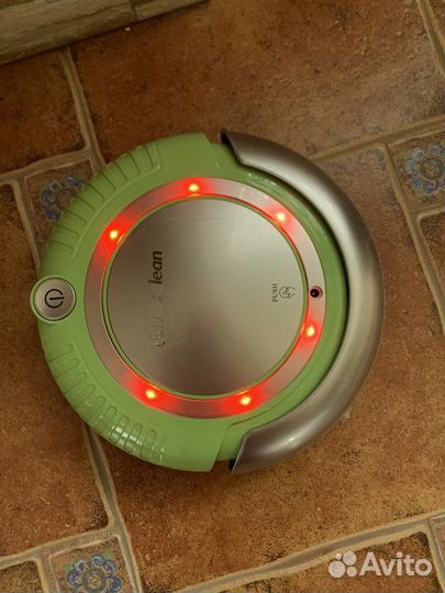 Робот пылесос