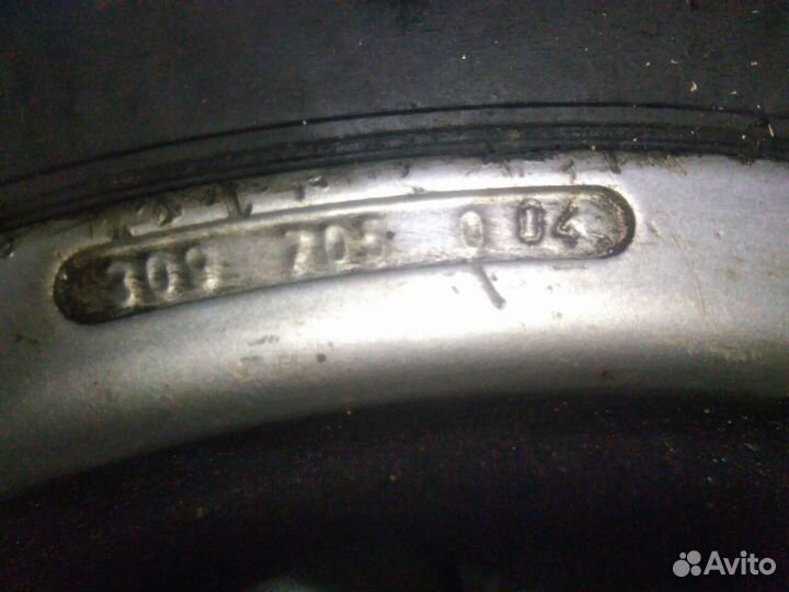 Литые диски 2шт. R15 et35 с резиной 205/70