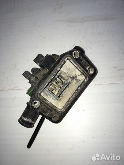 Корпус термостата Ford Fusion 1.4D Peugeot 206