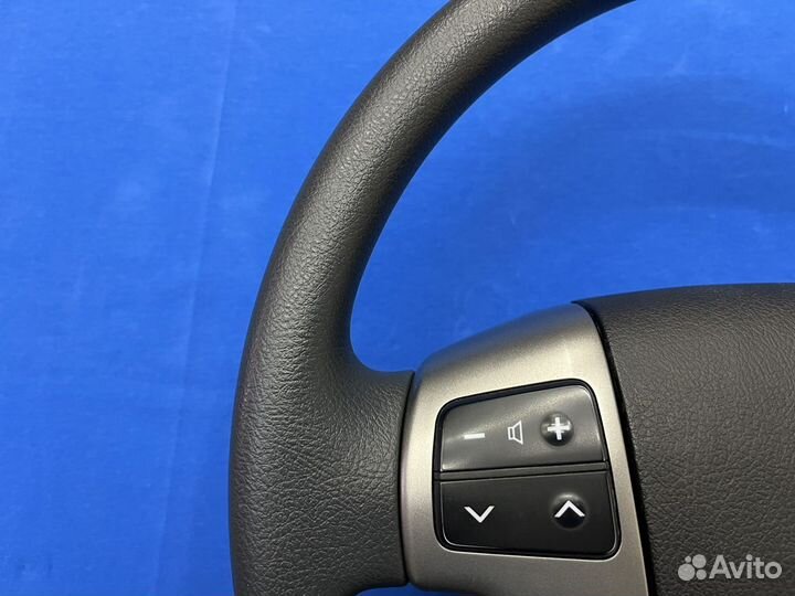 Оригинальный руль Toyota Land Cruiser 200