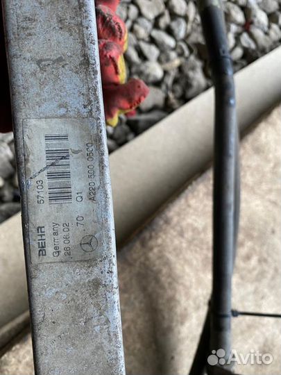 Радиатор масляный Mercedes A2205000500 5.5AMG