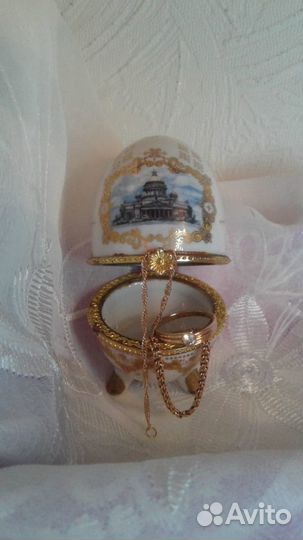 Сувенир шкатулка яйцо фарфор Санкт-Петербург Пасха