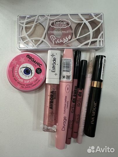 Набор косметики пакетом