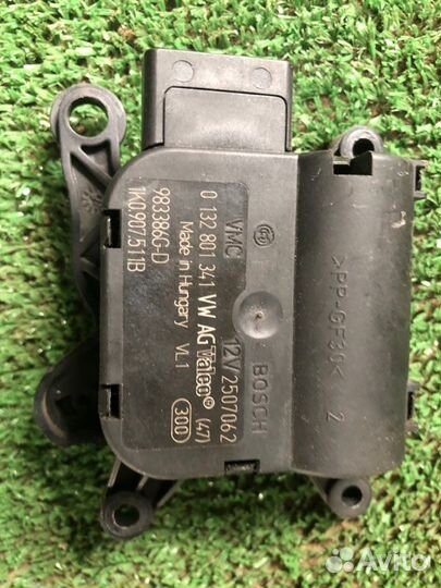 Сервопривод заслонок печки Volkswagen Passat B6