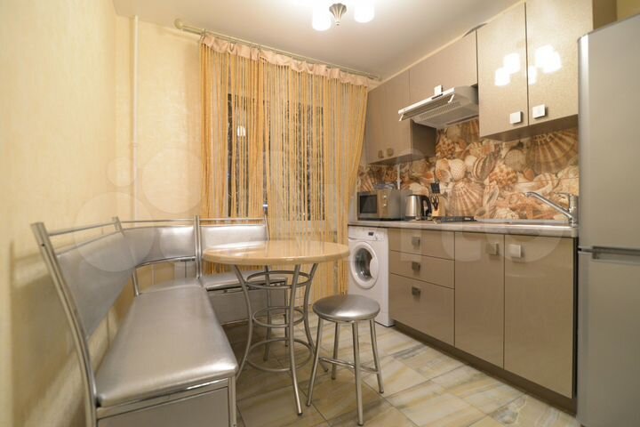 2-к. квартира, 55 м², 5/9 эт.