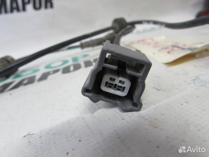 Датчик ABS задний правый для Nissan Juke 2010