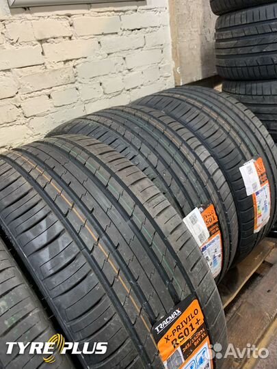 Tracmax X-Privilo RS01+ 245/35 R21 и 275/30 R21 96Y