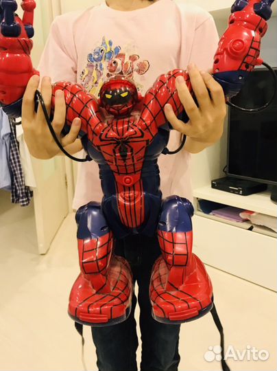 Робот человек паук