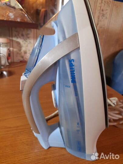 Паровой утюг Philips