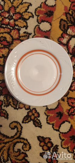 Тарелки мелкие 12 шт