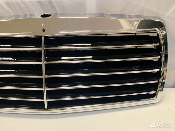 Решетка радиатора Мерседес W 201