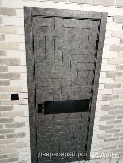 Двери в ванную и туалет