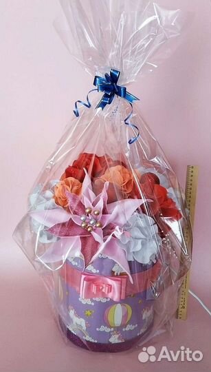 Букет с подсветкой с шляпной коробке. Подарок