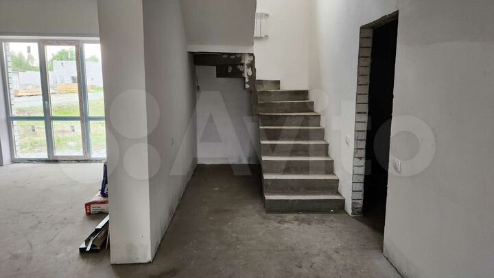 Коттедж 136 м² на участке 6 сот.